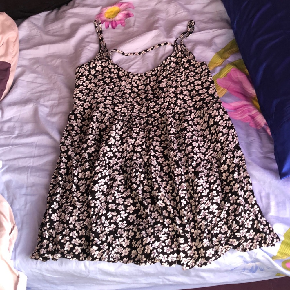 Brandy melville trendy flower dress